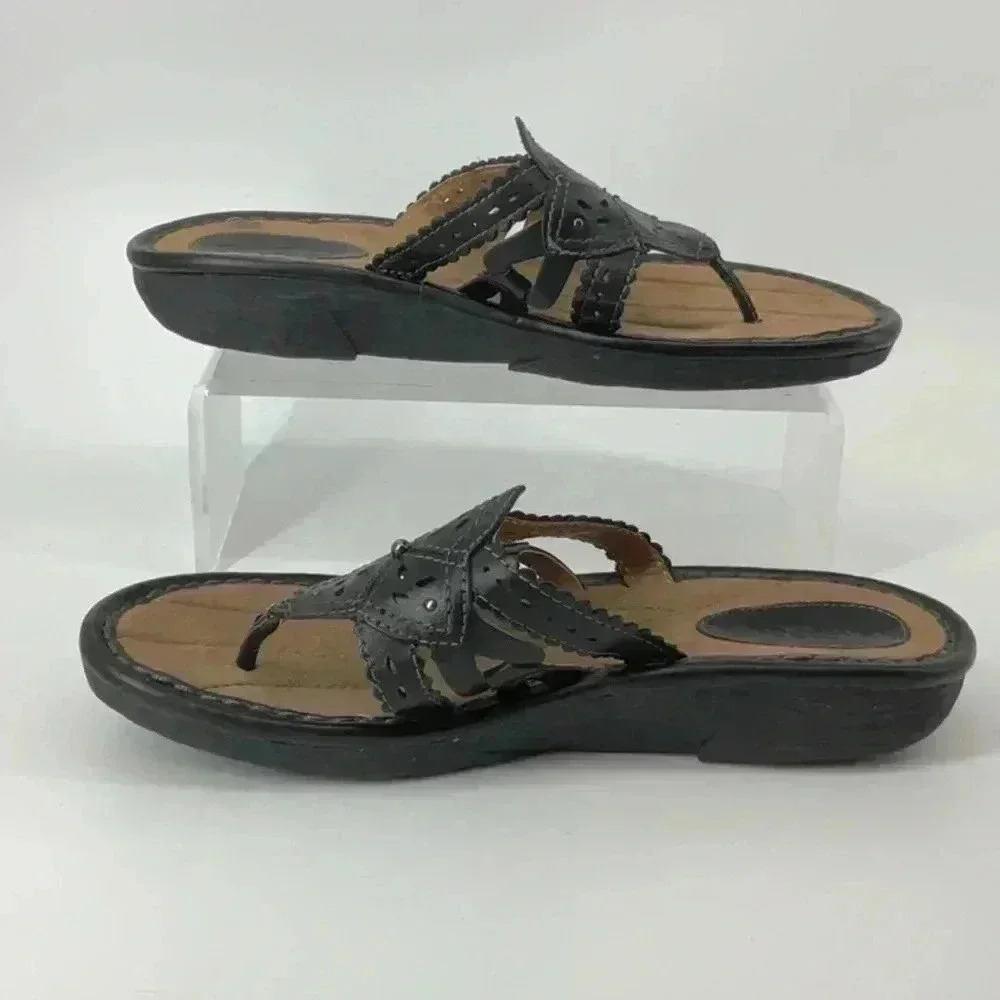 SOFTMOC  SANDALS